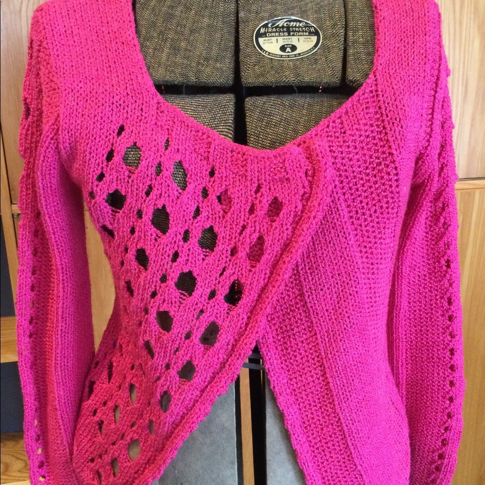 Les Zazies,  Paris hot pink open sweater